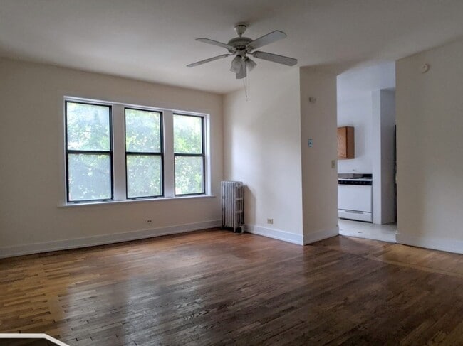 1530 N Kedzie Ave in Chicago, IL - Building Photo - Building Photo