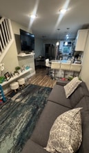 956 1/2 Dehart Pl in Elizabeth, NJ - Building Photo - Building Photo