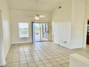 2720 Hope Forest Dr in Las Vegas, NV - Building Photo - Building Photo
