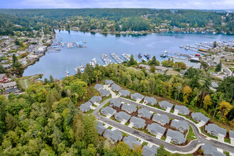 Rosedale Village - 55+ Community in Gig Harbor, WA - Foto de edificio - Building Photo