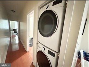 4042 Baring St in Philadelphia, PA - Building Photo - Building Photo