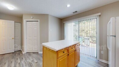 670 Emerald Cove Dr in Charlotte, NC - Building Photo - Building Photo