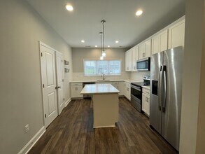 1178 Commonwealth Cir in Forest, VA - Building Photo - Building Photo