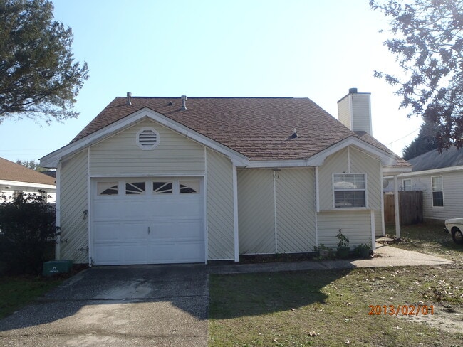 property at 418 Apple Dr