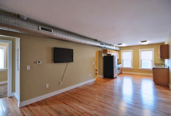 1643 N Pearl St in Columbus, OH - Building Photo - Building Photo