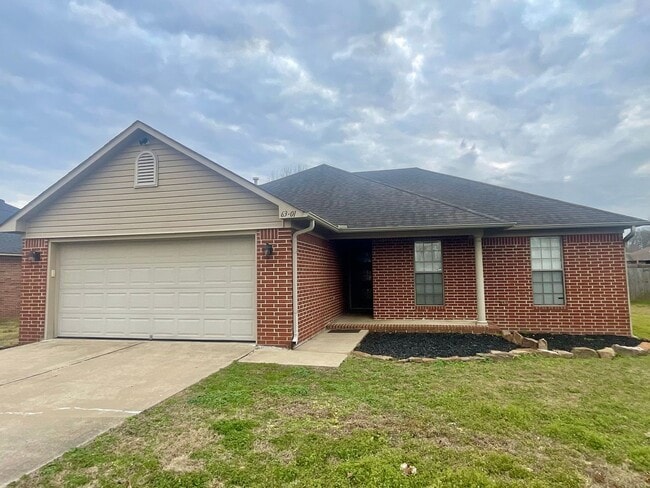 property at 63 01 E Main St