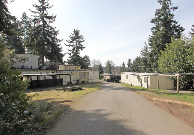 Highline Park in Federal Way, WA - Building Photo - Building Photo