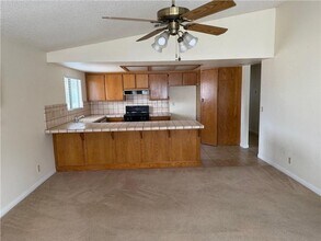 15031 Blue Grass Dr in Helendale, CA - Building Photo - Building Photo