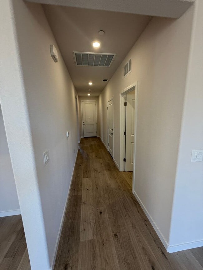 3914 Slab St in Roseville, CA - Building Photo - Building Photo