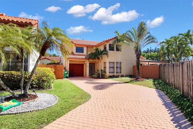 10031 SW 147th Pl in Miami, FL - Building Photo - Building Photo