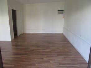 2305 Observatory Ave in Los Angeles, CA - Building Photo - Building Photo