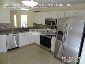 1409 Delano Trent St in Ruskin, FL - Building Photo - Building Photo