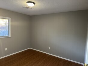 1612 Tanglewood Dr in Jonesboro, AR - Building Photo - Building Photo