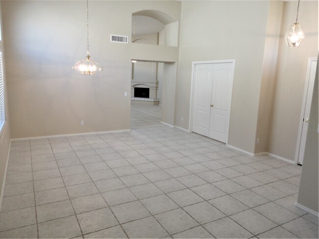 4207 E San Remo Ave in Gilbert, AZ - Building Photo - Building Photo