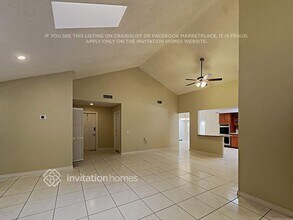 17334 NW 62nd Ct in Hialeah, FL - Building Photo - Building Photo