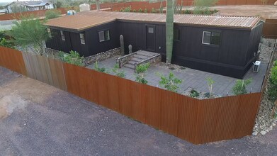 46633 N 41st Ave in New River, AZ - Building Photo - Building Photo