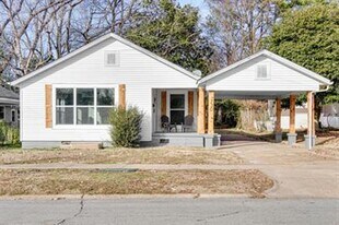 730 W Cherry Ave in Jonesboro, AR - Building Photo