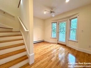 10 Selkirk Rd in Boston, MA - Building Photo - Building Photo