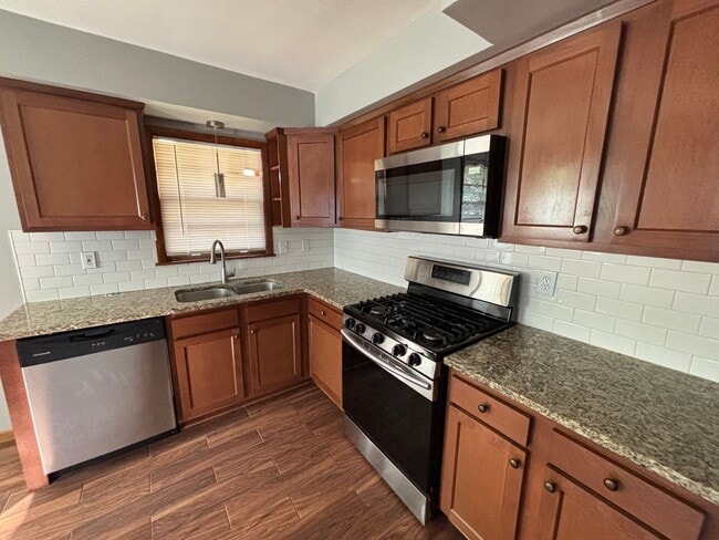 443 13th Ave S in South St. Paul, MN - Building Photo - Building Photo