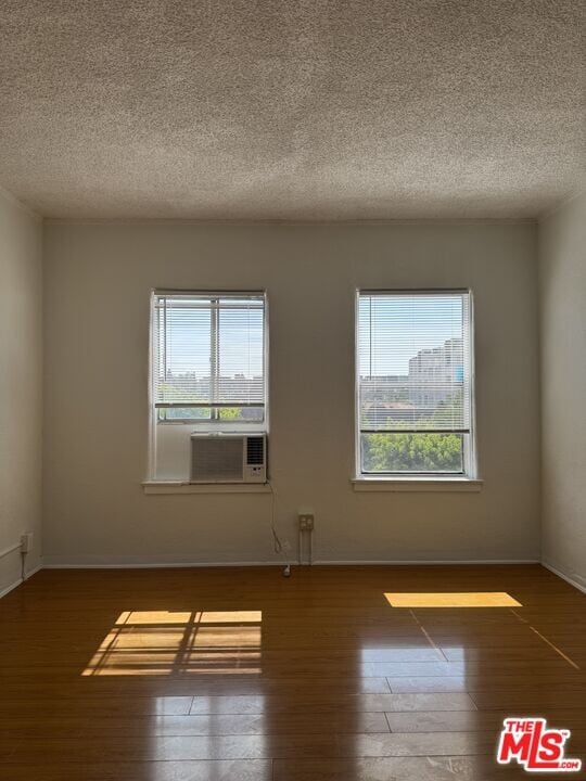 920 S Hobart Blvd in Los Angeles, CA - Building Photo