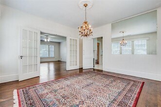 5747 Palo Pinto Ave in Dallas, TX - Building Photo - Building Photo