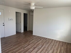 309 Lithia Ave, Unit 309 Lithia Ave in Talent, OR - Building Photo - Building Photo
