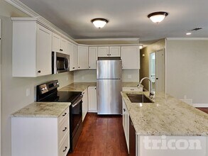 1030 Bryant St in Benbrook, TX - Building Photo - Building Photo