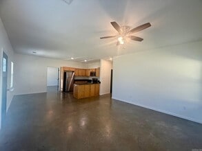 322 E Maple St in Benton, AR - Building Photo - Building Photo