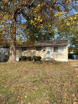 205 Grampian Rd in St. Louis, MO - Building Photo