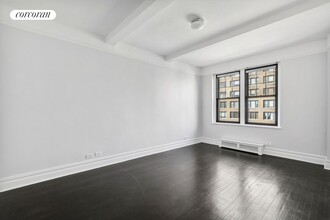 172 W 79th St in New York, NY - Building Photo - Building Photo