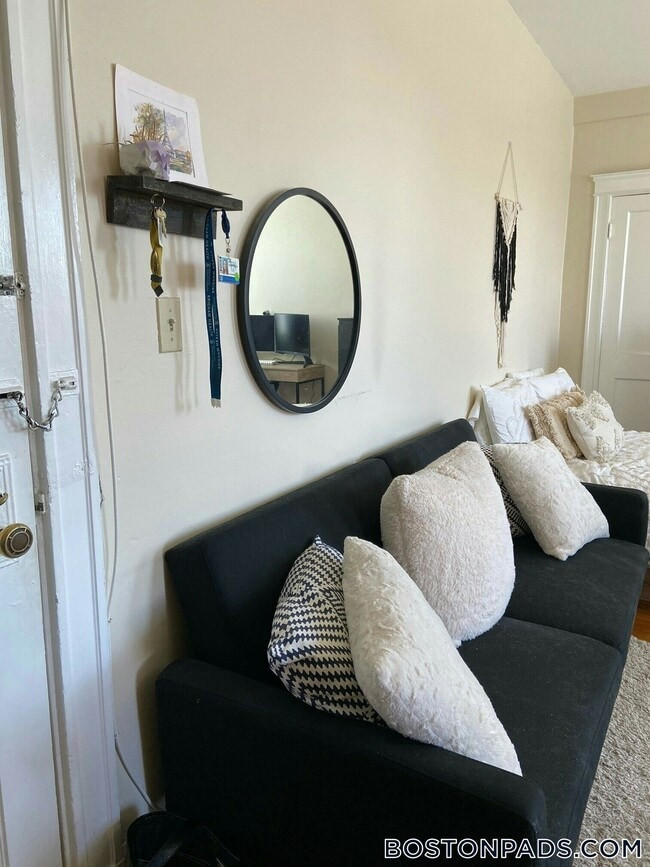 1197 Commonwealth Ave