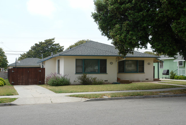 55-57 N Dos Caminos Ave in Ventura, CA - Building Photo - Building Photo