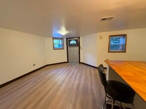 6906 N Wayne Ave in Chicago, IL - Building Photo - Building Photo
