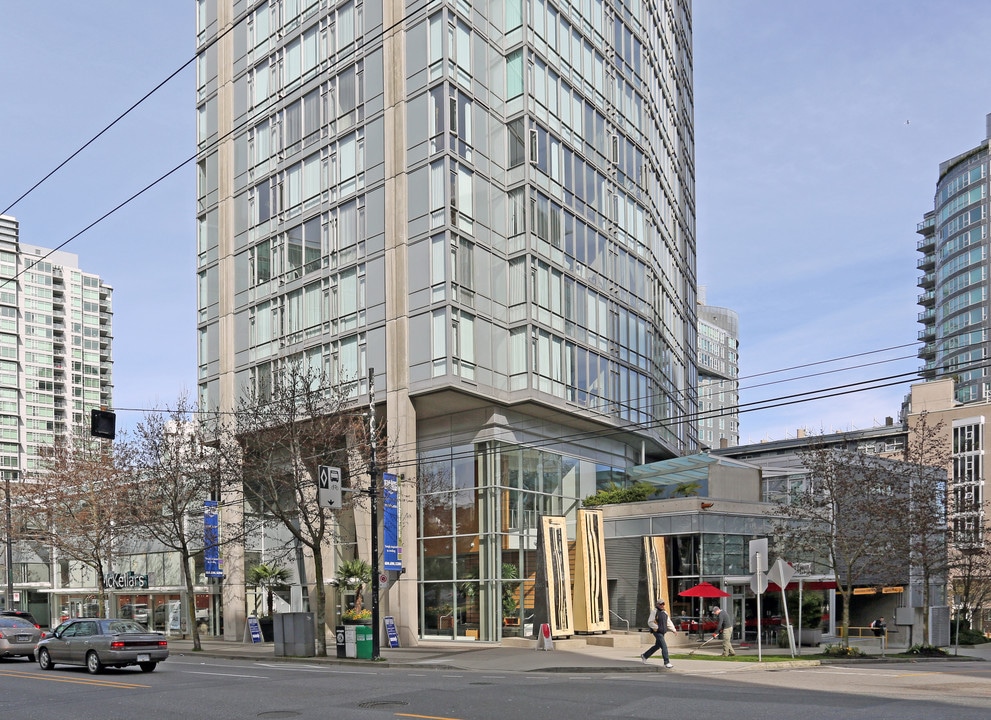 Bayview at Coal Harbour in Vancouver, BC - Building Photo