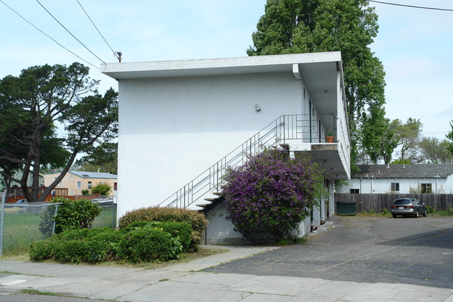 1403 Carleton St in Berkeley, CA - Building Photo - Building Photo