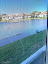 8405 Excalibur Cir in Naples, FL - Building Photo