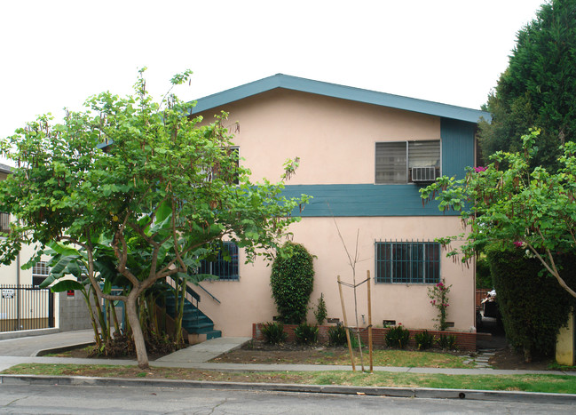 847 Westbourne Dr in West Hollywood, CA - Building Photo - Building Photo