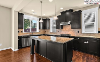 814 Mount Baker Pl NE in Renton, WA - Building Photo - Building Photo