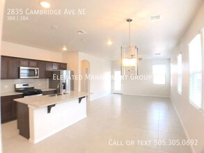 2835 Cambridge Avenue NE in Rio Rancho, NM - Building Photo - Building Photo