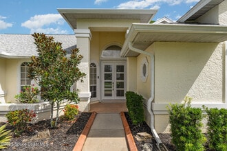 3897 Peacock Dr in Melbourne, FL - Building Photo - Building Photo