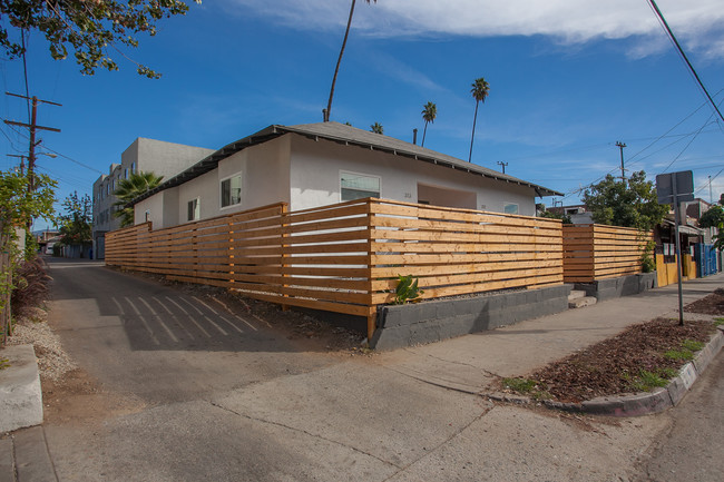 3 Units | Highland Park in Los Angeles, CA - Building Photo - Building Photo