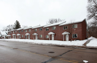 V.V.M. Investments, LLC in Menomonie, WI - Building Photo