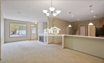 1760 Prescott Ct in Chaska, MN - Building Photo - Building Photo