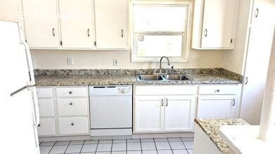 8539 Fontana St in Downey, CA - Building Photo - Building Photo