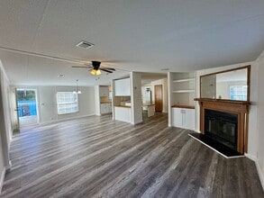 141 Bodie Lister Rd in Wewahitchka, FL - Building Photo - Building Photo