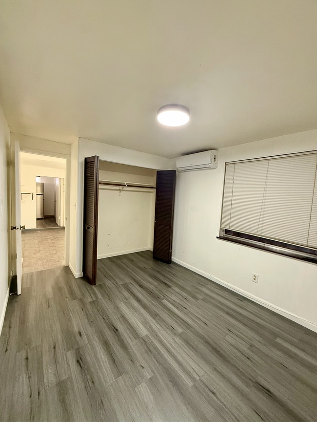 6860 N Waterway Dr in Miami, FL - Foto de edificio - Building Photo