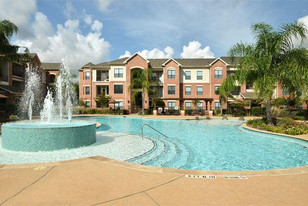 The Fountains at Almeda Apartments