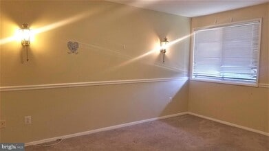 572 Wilson Bridge Dr, Unit D1 in Oxon Hill, MD - Building Photo - Building Photo