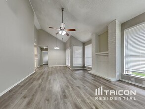 23318 Pebworth Pl in Spring, TX - Building Photo - Building Photo