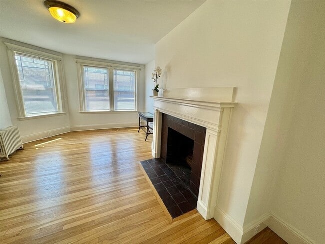 property at 6 Newport Rd